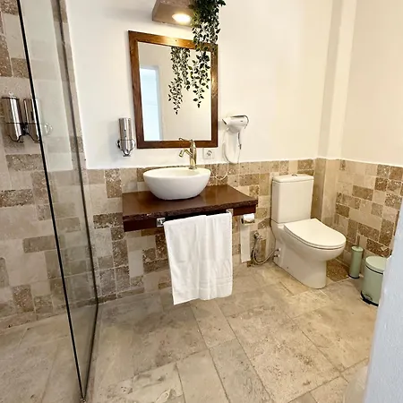 Hotell Monk Island Izmir