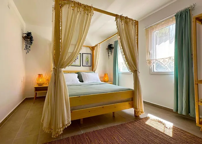 Hotell Monk Island *